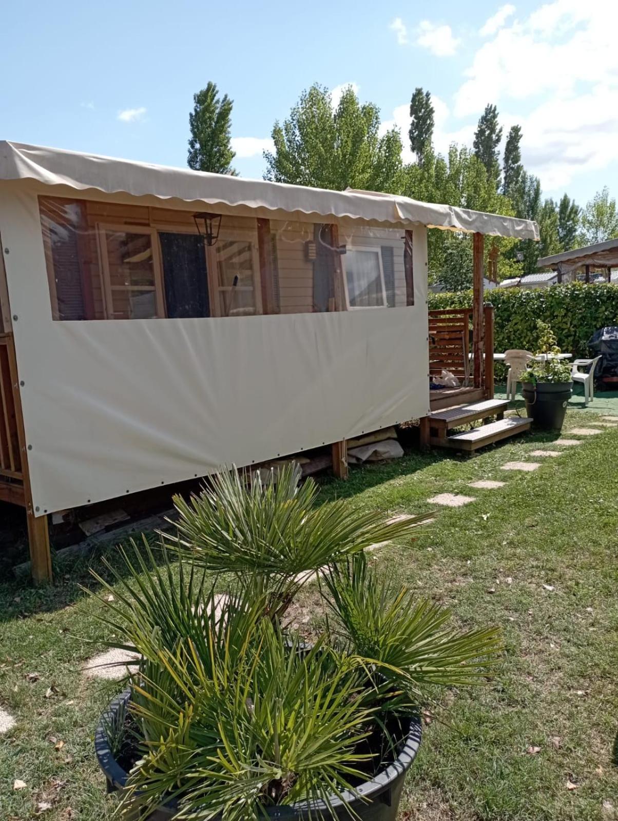 Mobile Home For You Les Rives De Condrieu Bagian luar foto