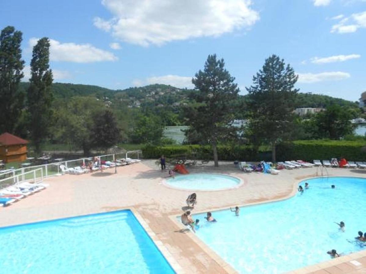 Mobile Home For You Les Rives De Condrieu Bagian luar foto